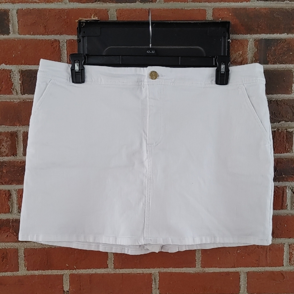 Lilly Pulitzer Colette Resort White Denim Skort (1527)